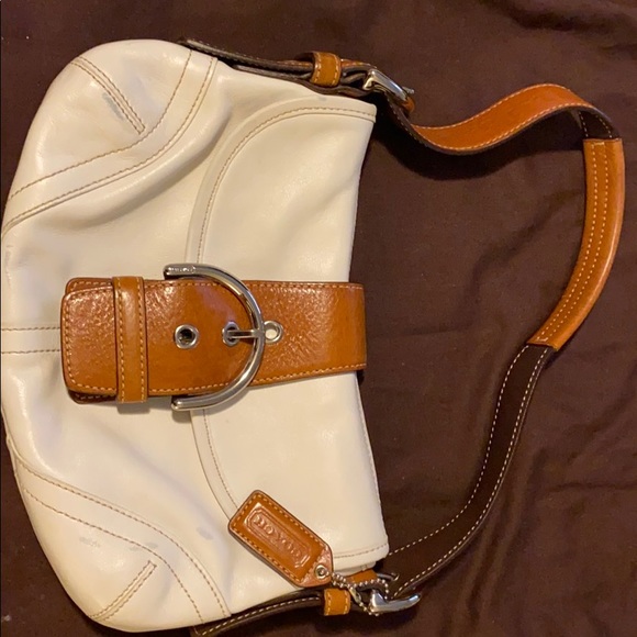 Coach purses - Picture 3 of 5